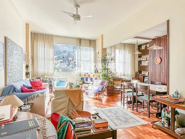 Apartamento com 120m² 2 quartos e 2 banheiros, à venda, no bairro Leme em Rio de Janeiro
