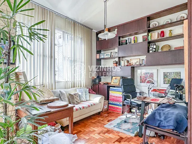 Apartamento com 120m² 2 quartos e 2 banheiros, à venda, no bairro Leme em Rio de Janeiro