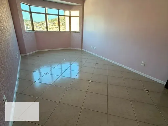 Apartamento 4 quartos e 2 banheiros, para alugar, no bairro Centro em Santos Dumont