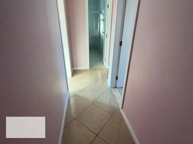 Apartamento 4 quartos e 2 banheiros, para alugar, no bairro Centro em Santos Dumont