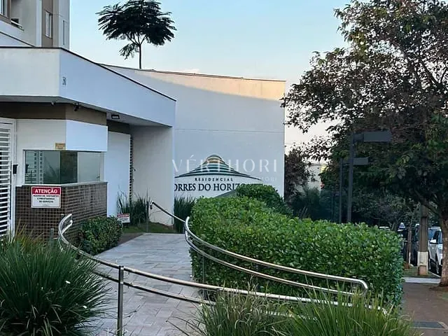 Apartamento 3 quartos e 2 banheiros, à venda ou para alugar, no bairro Residencial José Lázaro Gouvea em Londrina
