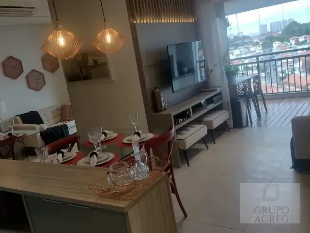 Apartamento 2 quartos e 2 banheiros, à venda, no bairro Vila Gomes em São Paulo