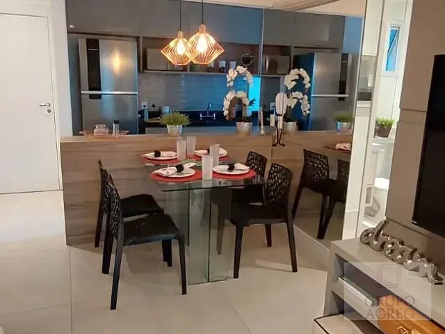Apartamento 2 quartos e 2 banheiros, à venda, no bairro Vila Gomes em São Paulo