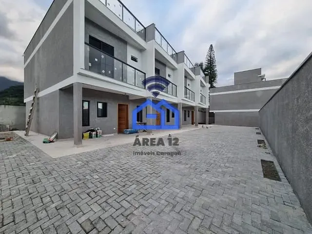 Casa com 180m² 2 quartos e 4 banheiros, à venda, no bairro Massaguaçu em Caraguatatuba