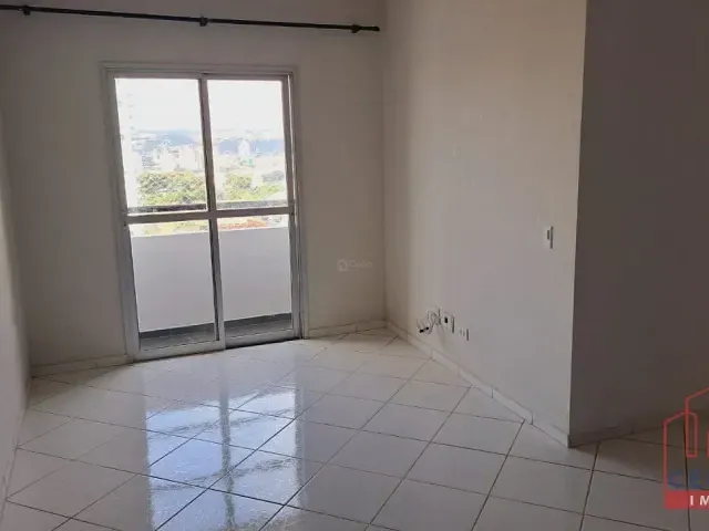 Apartamento com 68m² 3 quartos e 1 banheiro, à venda ou para alugar, no bairro Anhangabaú em Jundiaí