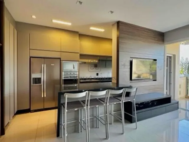 Apartamento com 197m² 3 quartos e 4 banheiros, à venda, no bairro Jurerê em Florianópolis