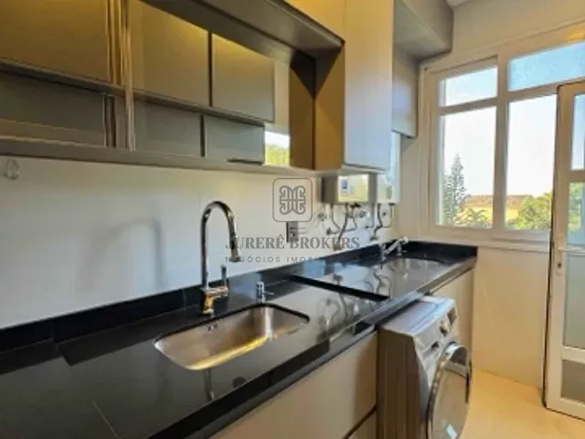 Apartamento com 197m² 3 quartos e 4 banheiros, à venda, no bairro Jurerê em Florianópolis