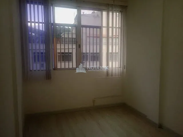 Apartamento com 50m² 1 quarto e 2 banheiros, para alugar, no bairro Copacabana em Rio de Janeiro