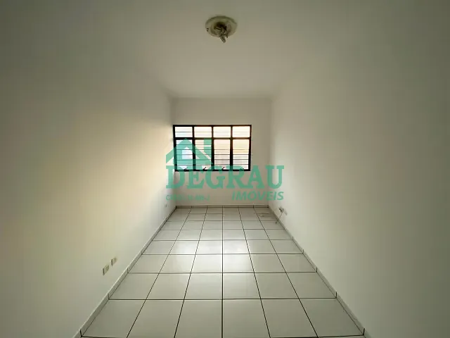 Apartamento 1 quarto e 1 banheiro, para alugar, no bairro Centro em Itapeva