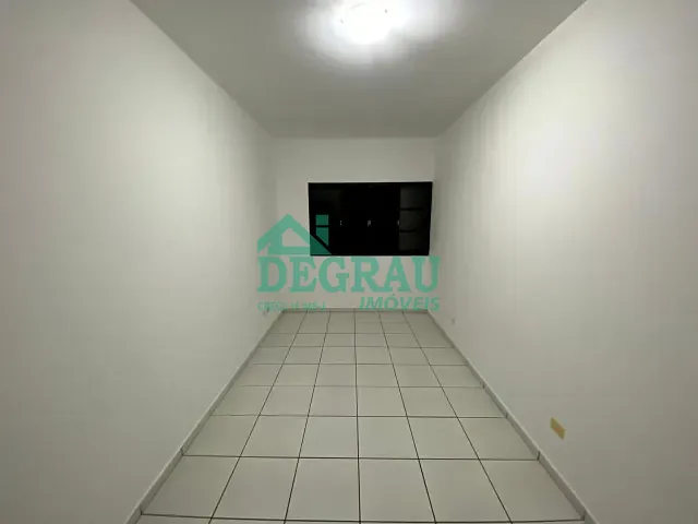 Apartamento 1 quarto e 1 banheiro, para alugar, no bairro Centro em Itapeva