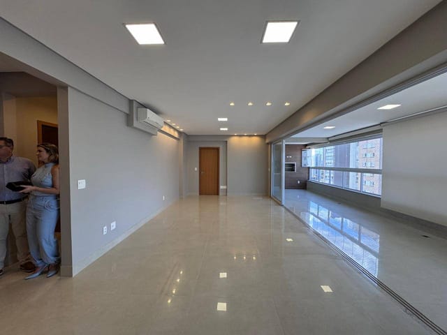 Apartamento 4 quartos e 6 banheiros, à venda, no bairro Setor Bueno em Goiânia