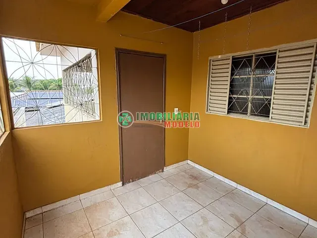 Apartamento 3 quartos e 1 banheiro, para alugar, no bairro Centro em Canarana