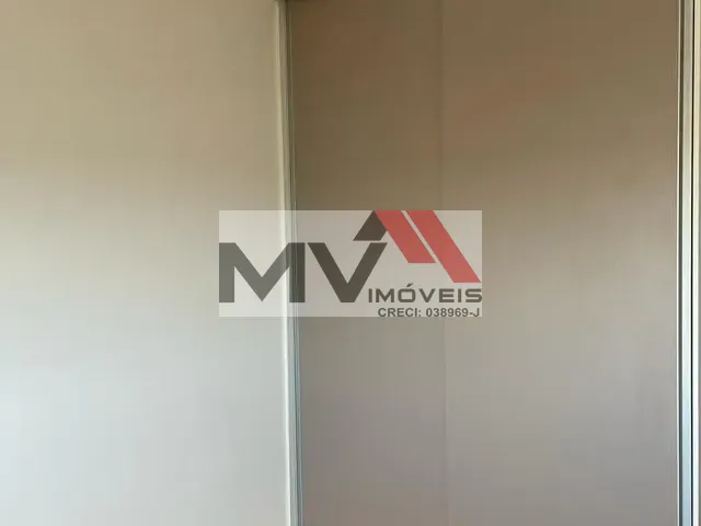Apartamento com 70m² 3 quartos e 1 banheiro, para alugar, no bairro Jardim Ypê em Paulínia
