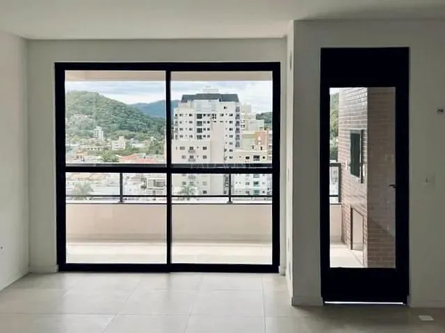 Apartamento com 116m² 2 quartos e 3 banheiros, à venda, no bairro São Francisco de Assis em Camboriú
