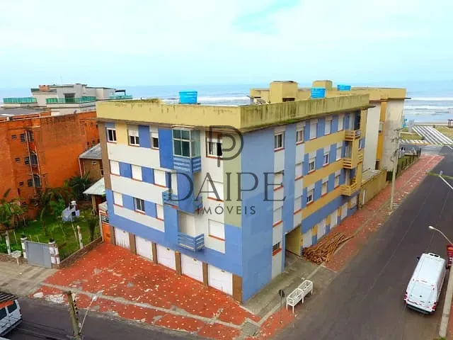 Apartamento com 55m² 2 quartos e 2 banheiros, à venda, no bairro Centro em Tramandaí
