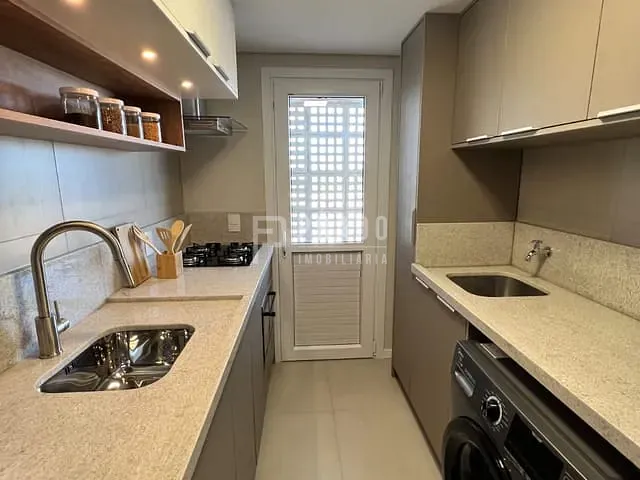 Apartamento 2 quartos e 1 banheiro, à venda, no bairro Três Vendas em Pelotas