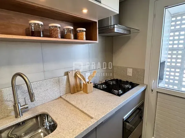 Apartamento 2 quartos e 1 banheiro, à venda, no bairro Três Vendas em Pelotas