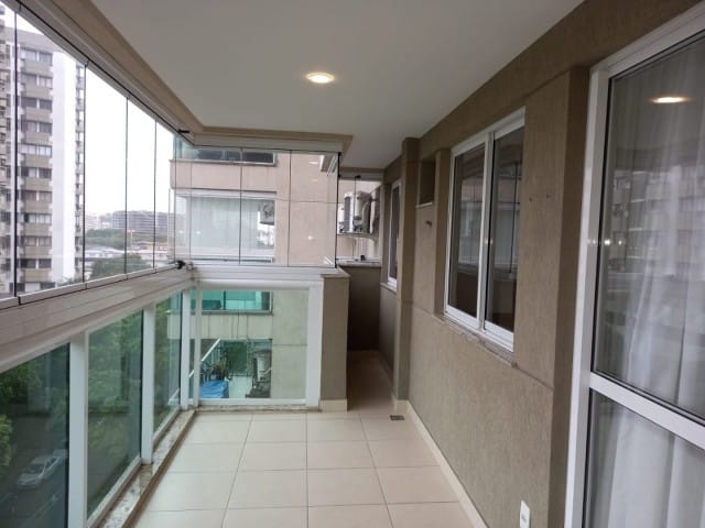 Apartamento com 92m² 3 quartos e 2 banheiros, à venda, no bairro Praça da Bandeira em Rio de Janeiro