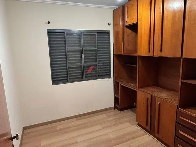 Apartamento 3 quartos e 2 banheiros, à venda, no bairro Jardim Bandeirantes em Arapongas
