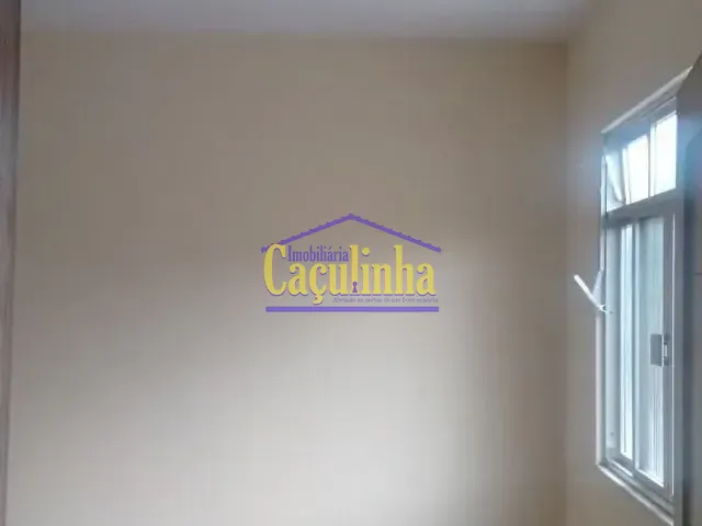 Apartamento 3 quartos e 1 banheiro, à venda, no bairro Santo Cristo em Barra do Piraí