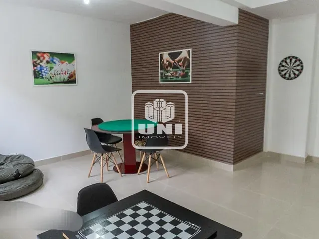 Apartamento 2 quartos e 1 banheiro, à venda, no bairro Parque Santo Antônio em Jacareí