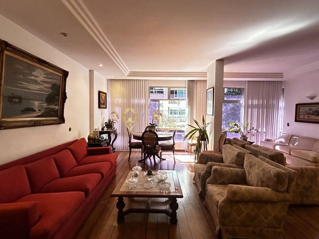 Apartamento 4 quartos e 2 banheiros, à venda, no bairro Ipanema em Rio de Janeiro