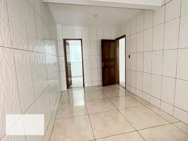 Apartamento 2 quartos e 1 banheiro, para alugar, no bairro Centro em Santos Dumont