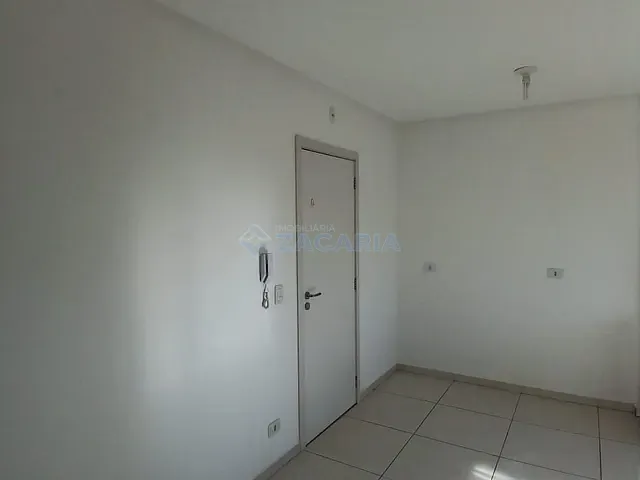 Apartamento 1 quarto e 1 banheiro, para alugar, no bairro Centro em Apucarana