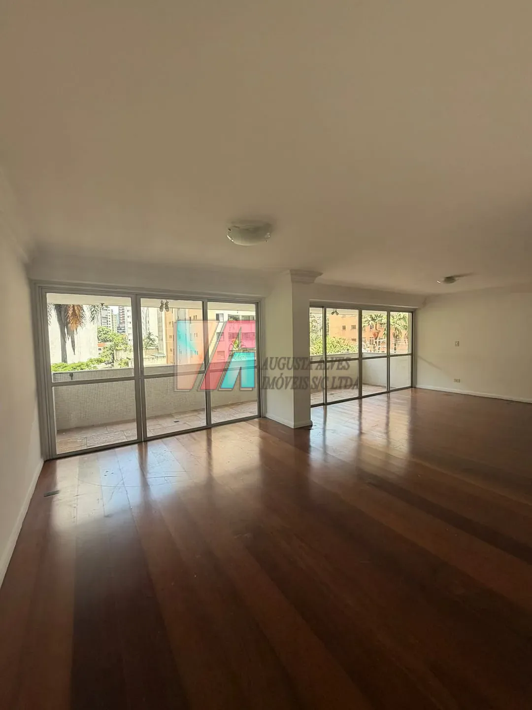 Apartamento, 3 quartos, 241 m² - Foto 3