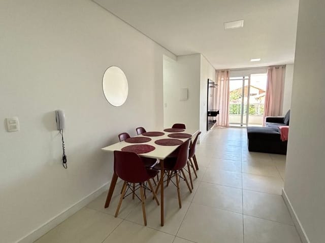 Apartamento com 126m² 2 quartos e 2 banheiros, para alugar, no bairro Ingleses em Florianópolis
