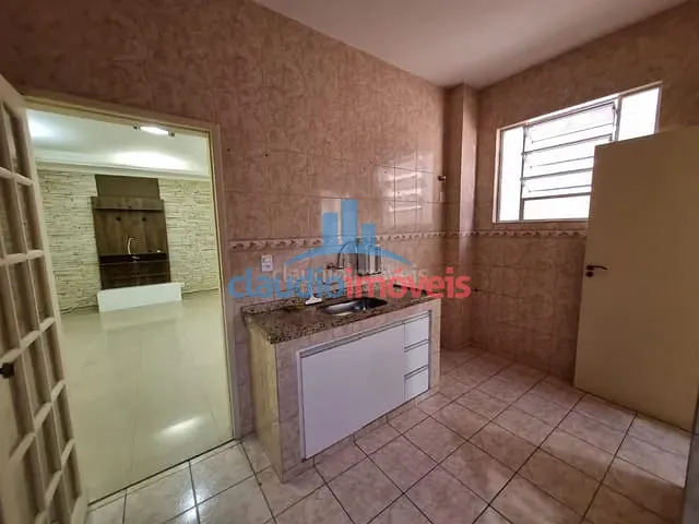 Apartamento 2 quartos e 1 banheiro, à venda, no bairro Santa Rosa em Barra Mansa