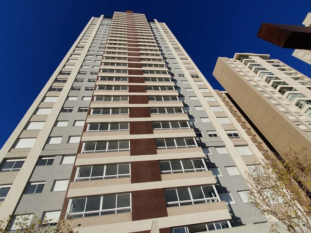 Apartamento 3 quartos e 2 banheiros, à venda, no bairro Gleba Fazenda Palhano em Londrina