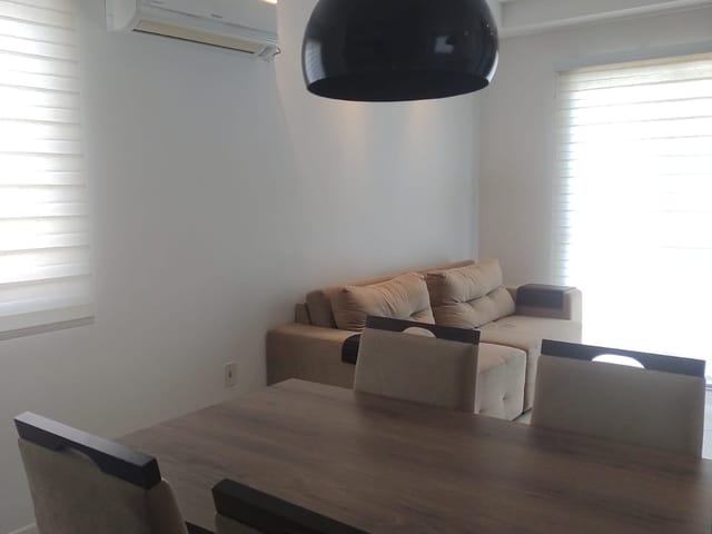 Foto do Apartamento - Apartamento à venda, MOBILIADO com 02 dormitórios, com sacada e churrasqueiras em Areias, São José | Elite Imóveis