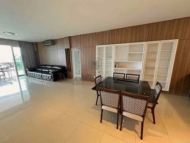 Apartamento com 215m² 3 quartos e 4 banheiros, à venda, no bairro Canasvieiras em Florianópolis