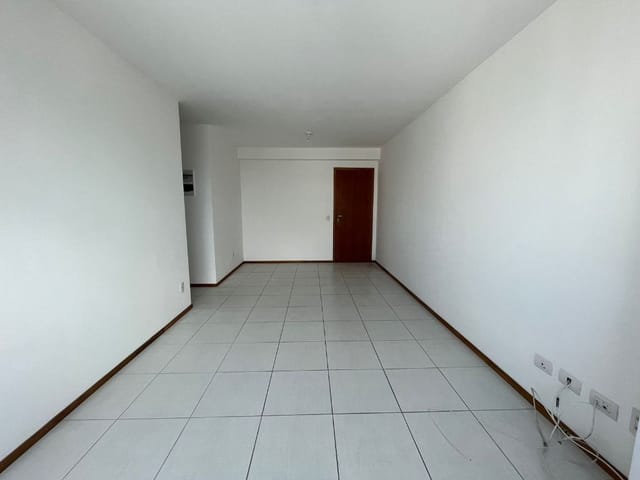 Apartamento 2 quartos e 2 banheiros, para alugar, no bairro Boa Viagem em Recife
