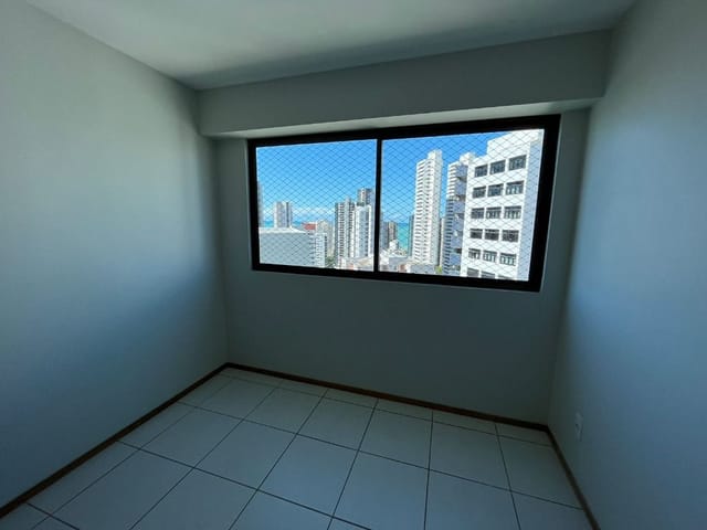 Apartamento 2 quartos e 2 banheiros, para alugar, no bairro Boa Viagem em Recife
