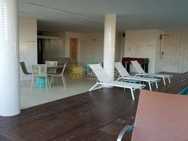 Apartamento com 180m² 3 quartos e 4 banheiros, à venda ou para alugar, no bairro Jurerê Internacional em Florianópolis