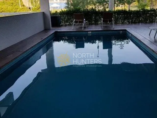 Apartamento com 180m² 3 quartos e 4 banheiros, à venda ou para alugar, no bairro Jurerê Internacional em Florianópolis