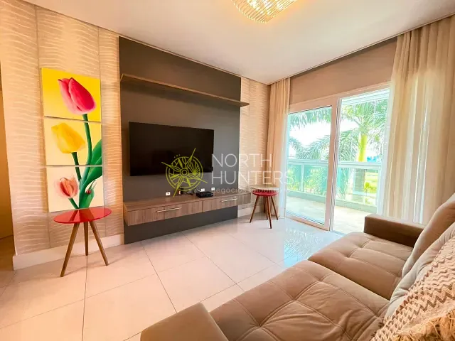 Apartamento com 180m² 3 quartos e 4 banheiros, à venda ou para alugar, no bairro Jurerê Internacional em Florianópolis