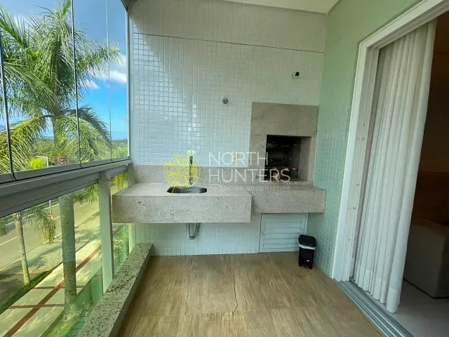 Apartamento com 180m² 3 quartos e 4 banheiros, à venda ou para alugar, no bairro Jurerê Internacional em Florianópolis