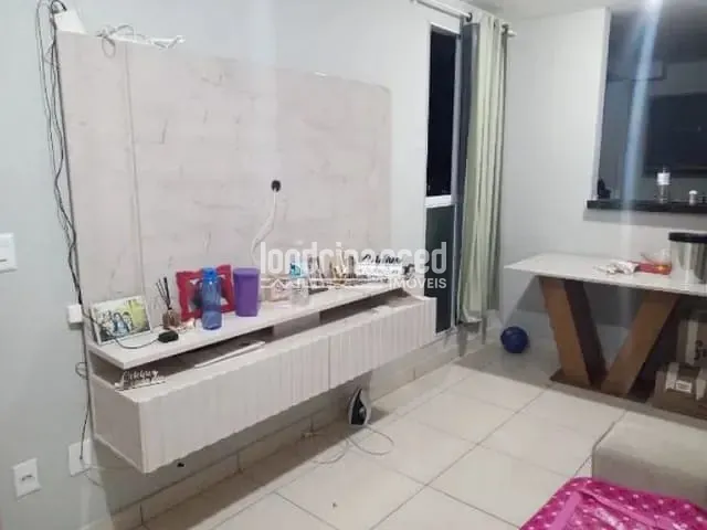 Apartamento 2 quartos e 1 banheiro, à venda, no bairro Jardim Maria Luiza em Londrina