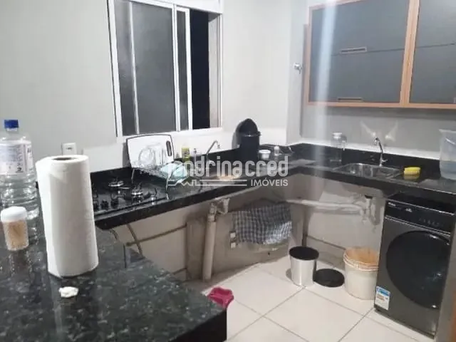 Apartamento 2 quartos e 1 banheiro, à venda, no bairro Jardim Maria Luiza em Londrina
