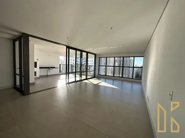 Apartamento com 368m² 3 quartos e 5 banheiros, à venda, no bairro Edifício Epic em Londrina