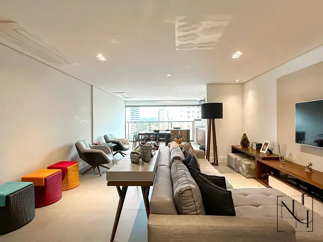 Apartamento com 157m² 3 quartos e 5 banheiros, à venda, no bairro Brooklin em São Paulo