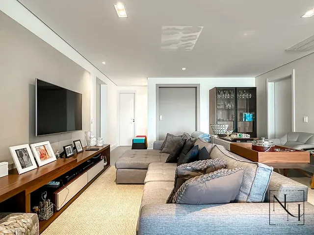 Apartamento com 157m² 3 quartos e 5 banheiros, à venda, no bairro Brooklin em São Paulo