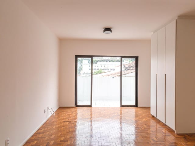 Apartamento 1 quarto e 1 banheiro, para alugar, no bairro Vila Clementino em São Paulo