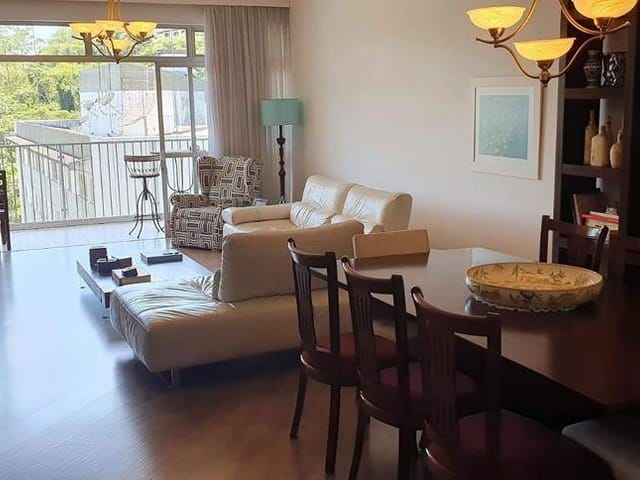Apartamento à venda, no bairro Centro em Petrópolis