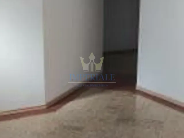 Apartamento com 198m² 3 quartos e 1 banheiro, à venda, no bairro Centro em Ponta Grossa