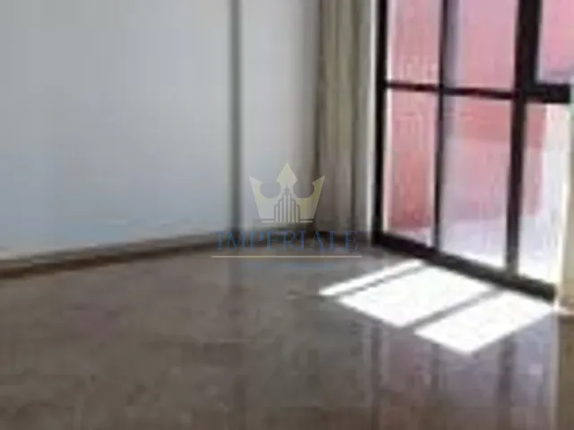 Apartamento com 198m² 3 quartos e 1 banheiro, à venda, no bairro Centro em Ponta Grossa