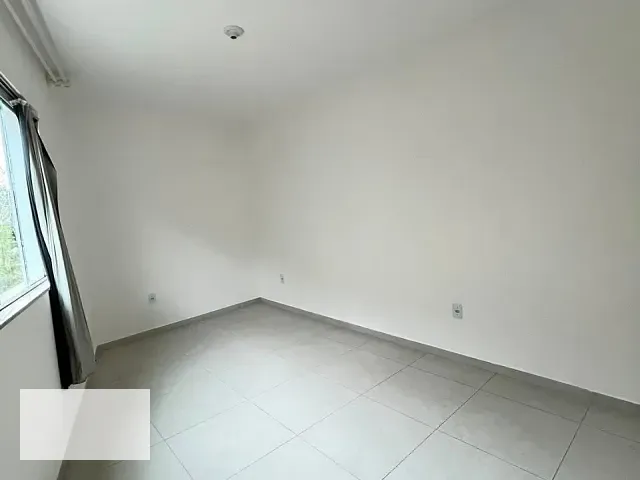 Apartamento 3 quartos e 2 banheiros, para alugar, no bairro Centro em Santos Dumont